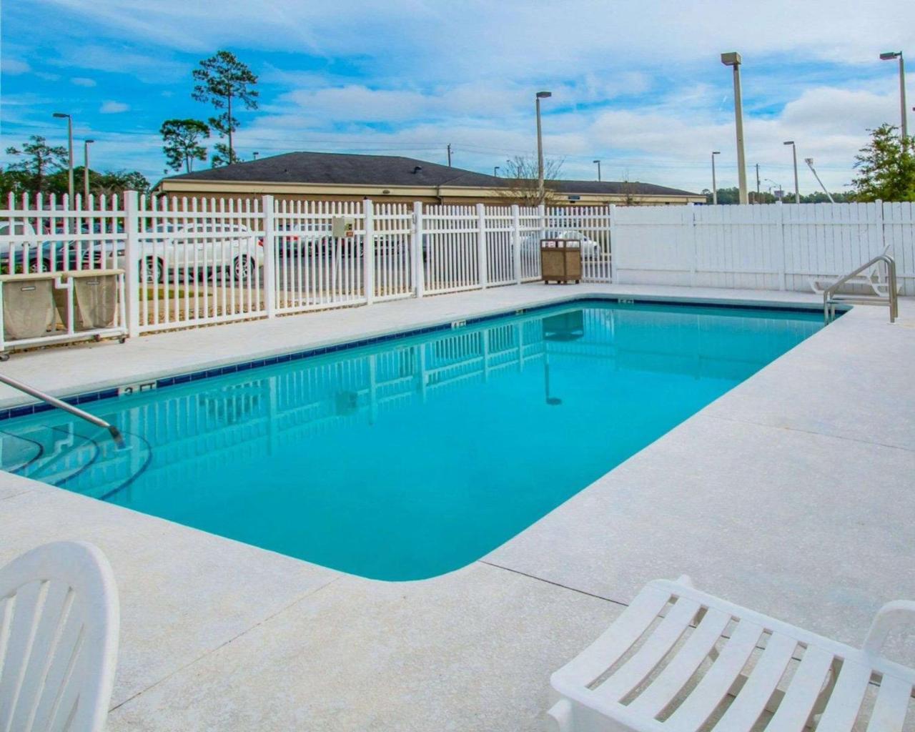 Sleep Inn & Suites Palatka North Exteriör bild